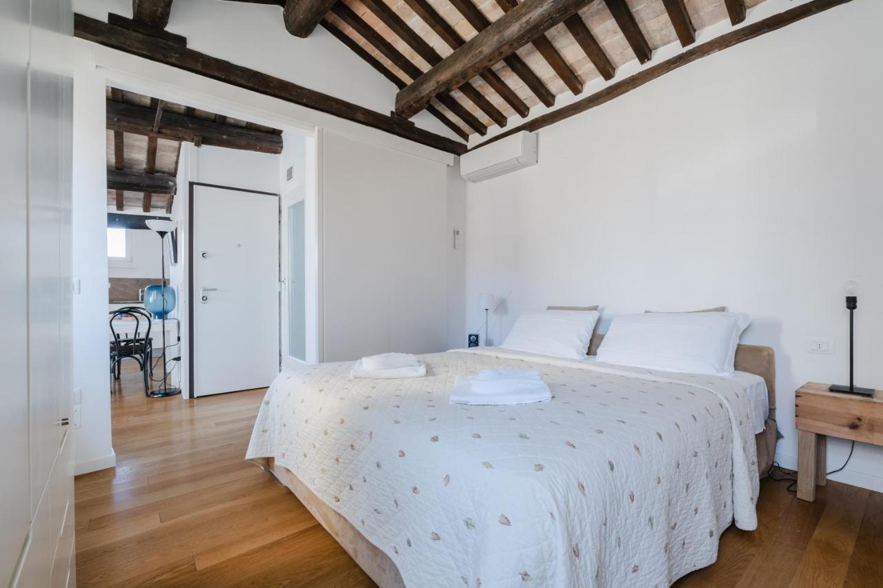 San Marco Vista Sui Tetti Veneziani Apartment Bagian luar foto